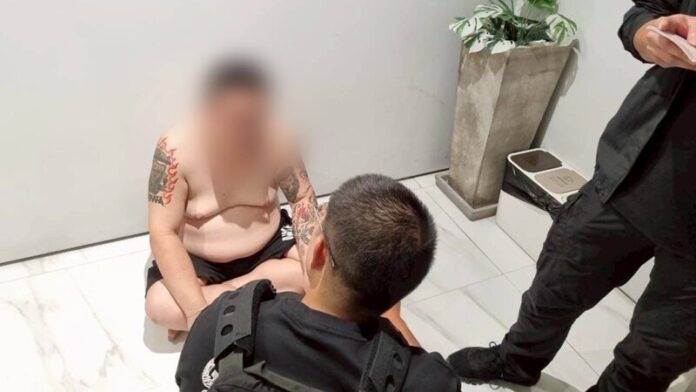 泰国新闻 泰警方封城行动突袭豪宅 24名跨国诈骗团伙成员落网